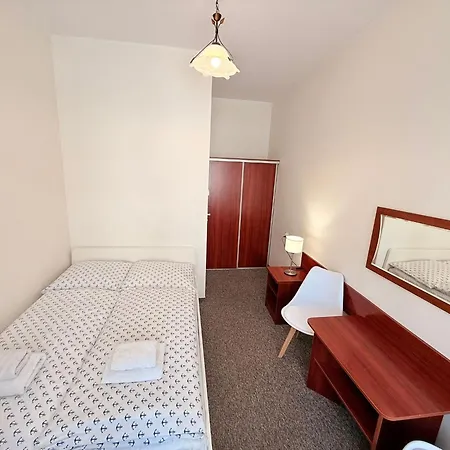 Konukevi Albatros Przy Plazy